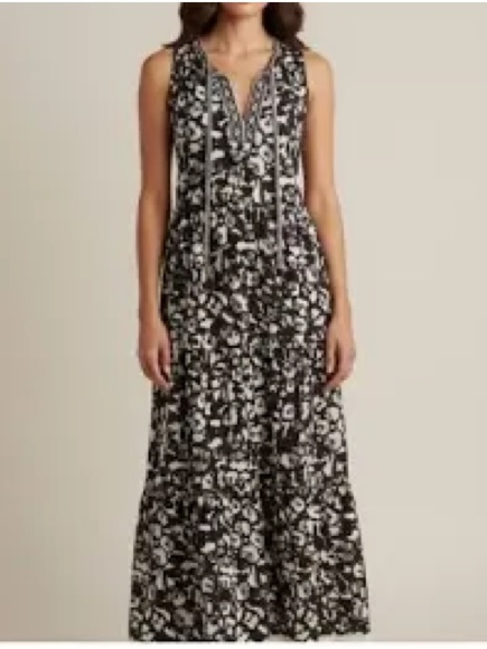 Max Studio Sleeveless Black and White Floral Tiered Maxi Dress